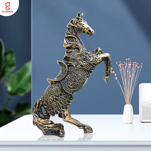 Antique Horse Big Brown Height: 5  Centimeter (Cm)