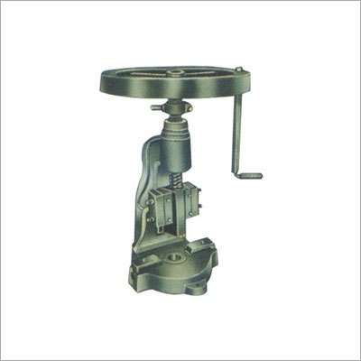 सिंगल बॉडी फ्लाई प्रेस