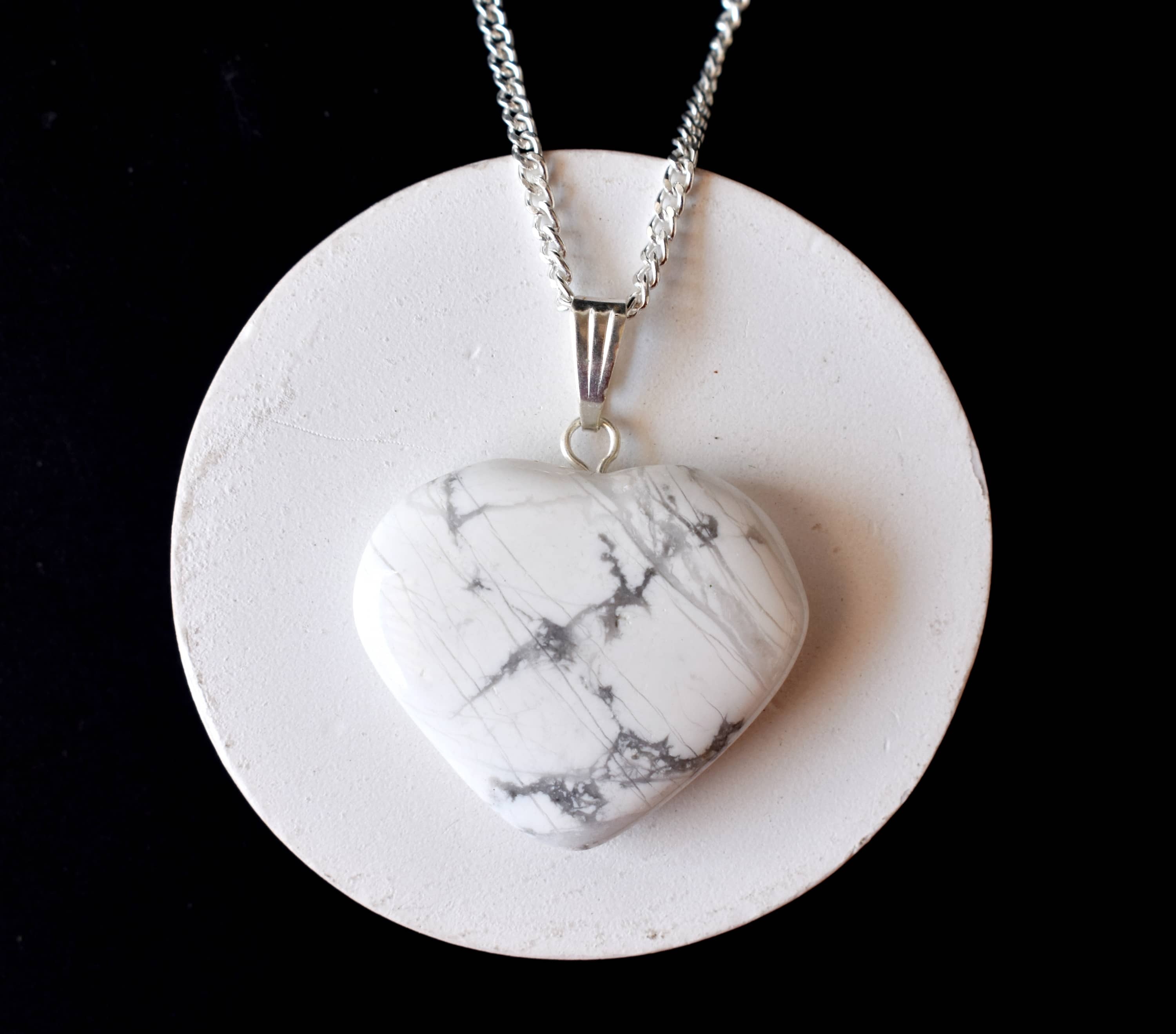 Howlite Crystal Heart Pendant - 1.5 Inches, Handcrafted White Stone Jewelry With Chain For Elegant Neckline Styling