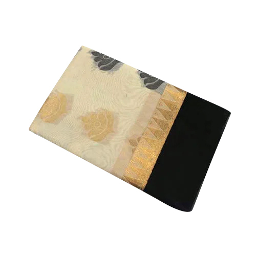 कोटन कढ़ाई वाली टंट साड़ी