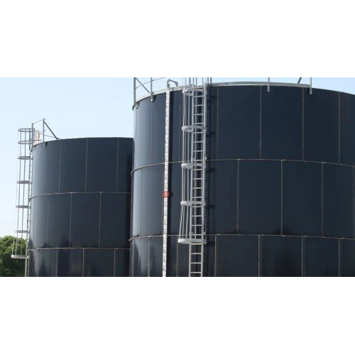 Water Reservoir Tanks - Color: Black
