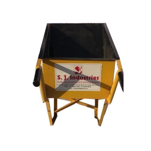 Construction Wheel Barrow - Capacity: 60 Liter/day