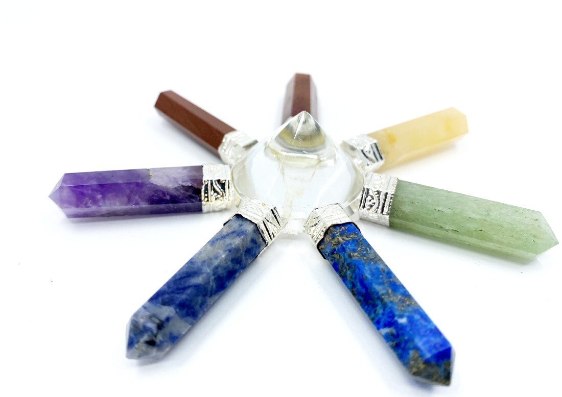 7 Chakra Pyramid Energy Generator, Crystal Energy Tool - Color: Multicolor