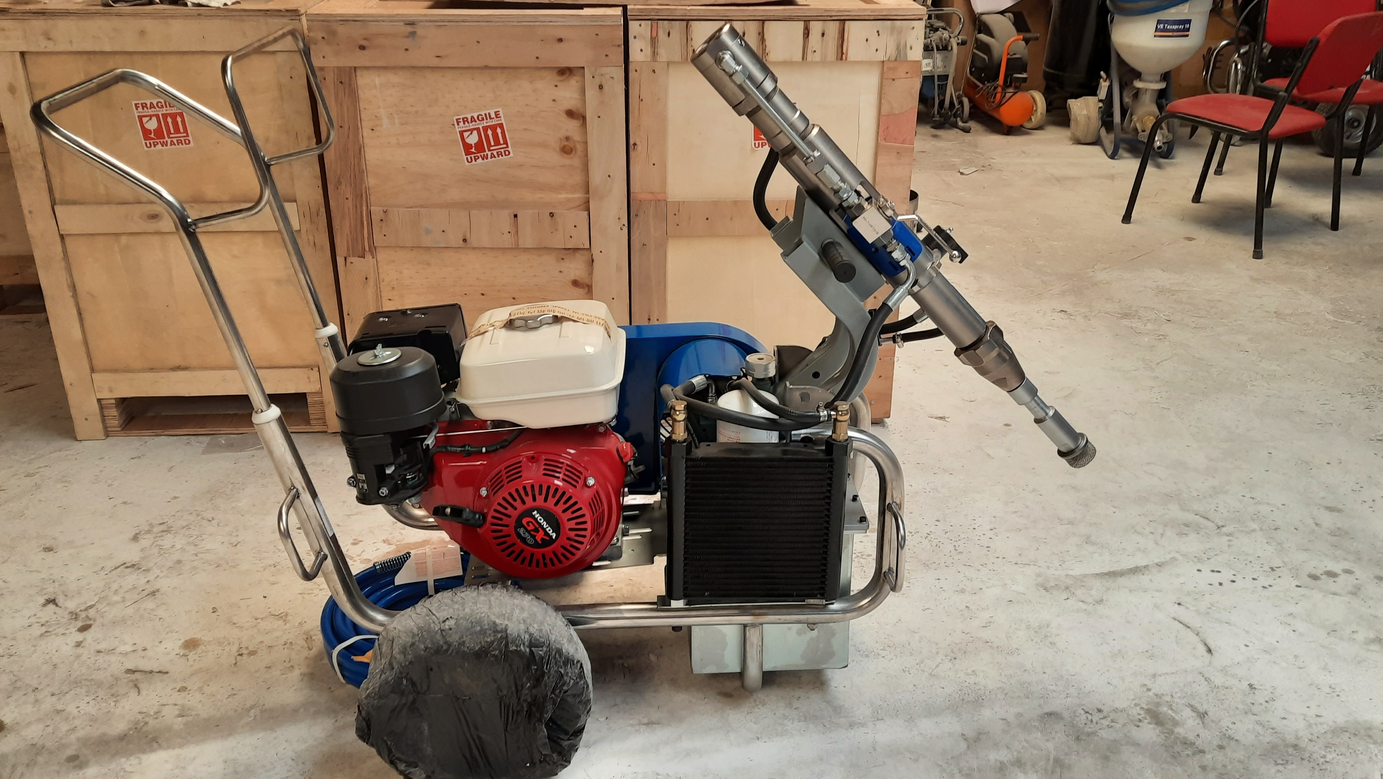 Wall Putty Spray Painting Machine Ub 5000 - Operating Type: Manual