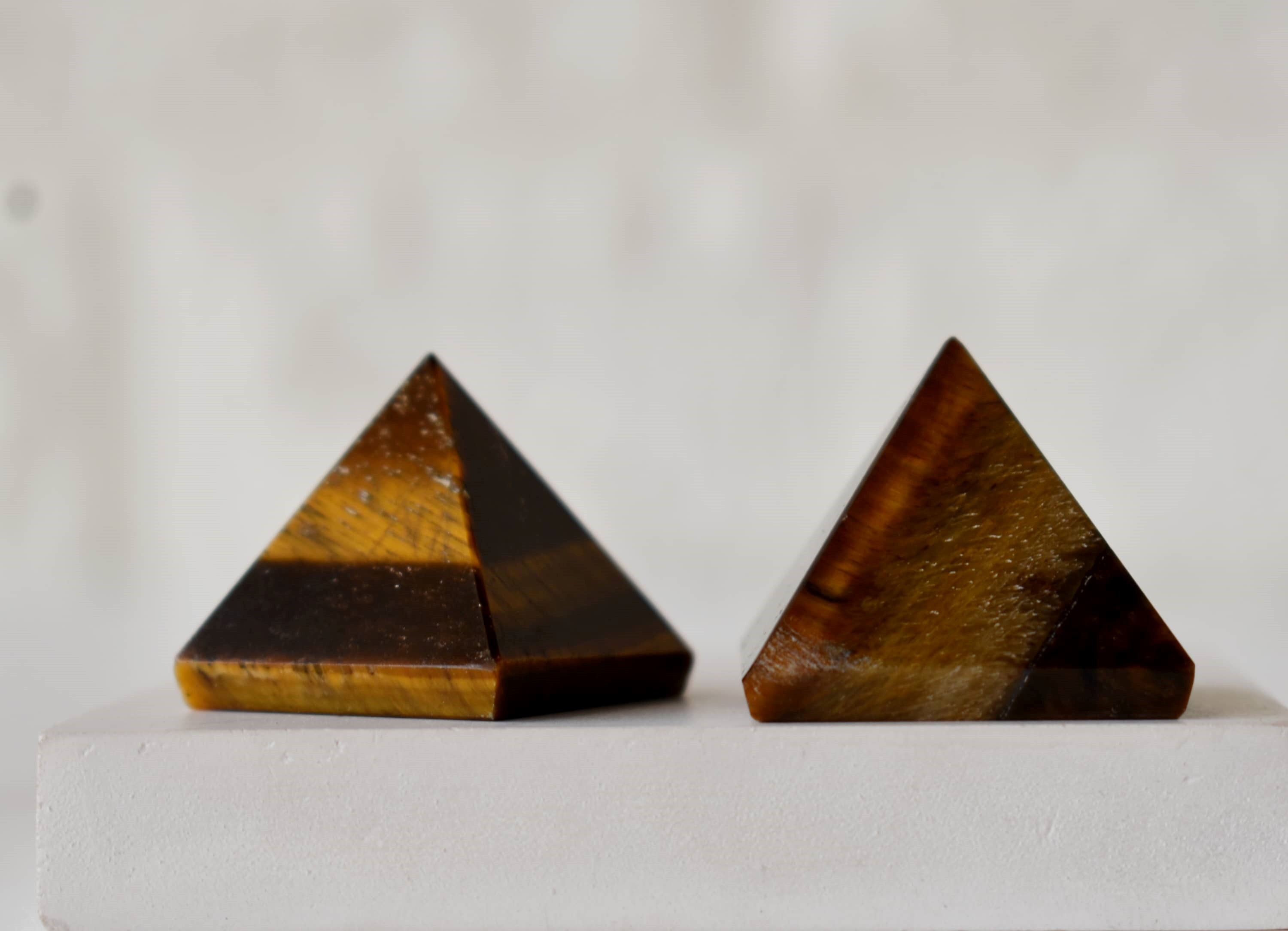 Tiger Eye Crystal Pyramids, 1" (20-30mm) - Polished Brown Stone, Pyramid Shape For Energy & Focus | Durable & Smooth Finishing