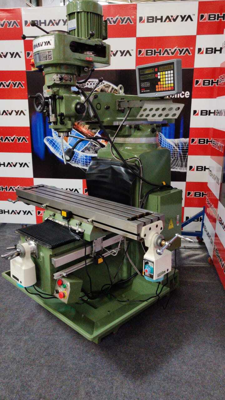 Vertical Turret Milling Machine - Coated Green Finish | Electric Power Source For Industrial Applications