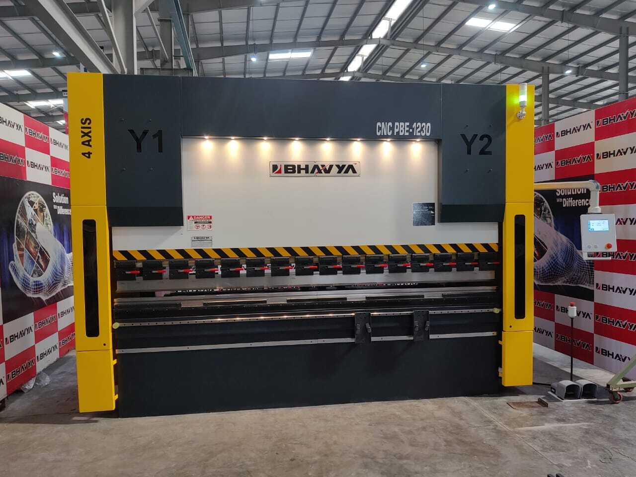 Cnc Press Brake Machine - Electric Automatic Operation | Painted Finish, Comprehensive Warranty