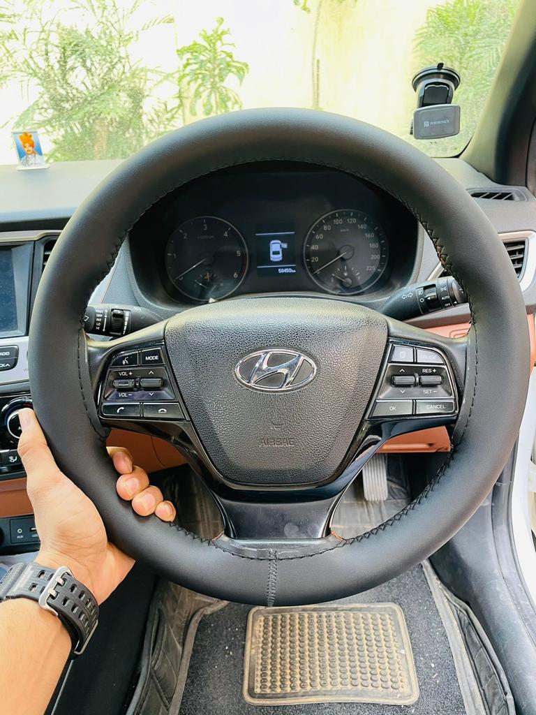 Car Steering Cover - Material: Leather