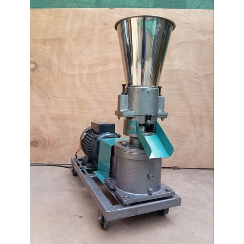 Cattle Feed Machines Manufacturer Capacity: 50 Kg/hr