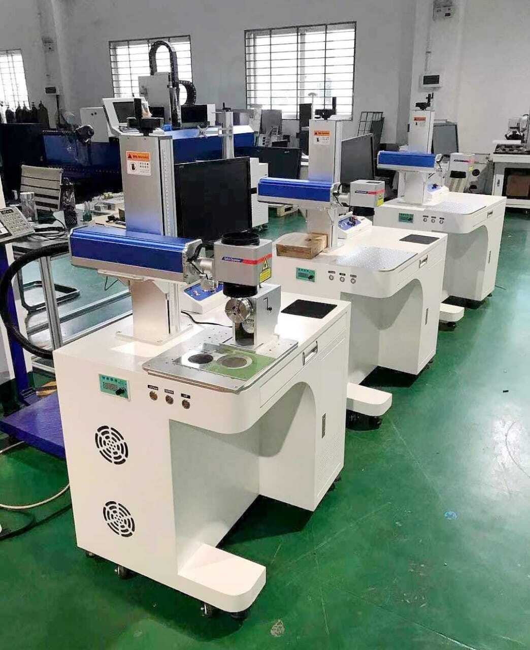 50 Watt Metal Laser Engraving Machine - Color: Grey/white