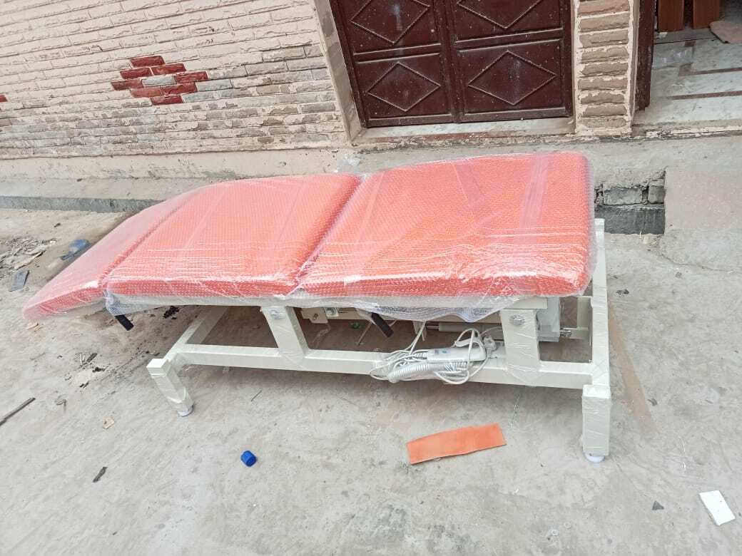 3 Fold High Low Traction Table And Bed
