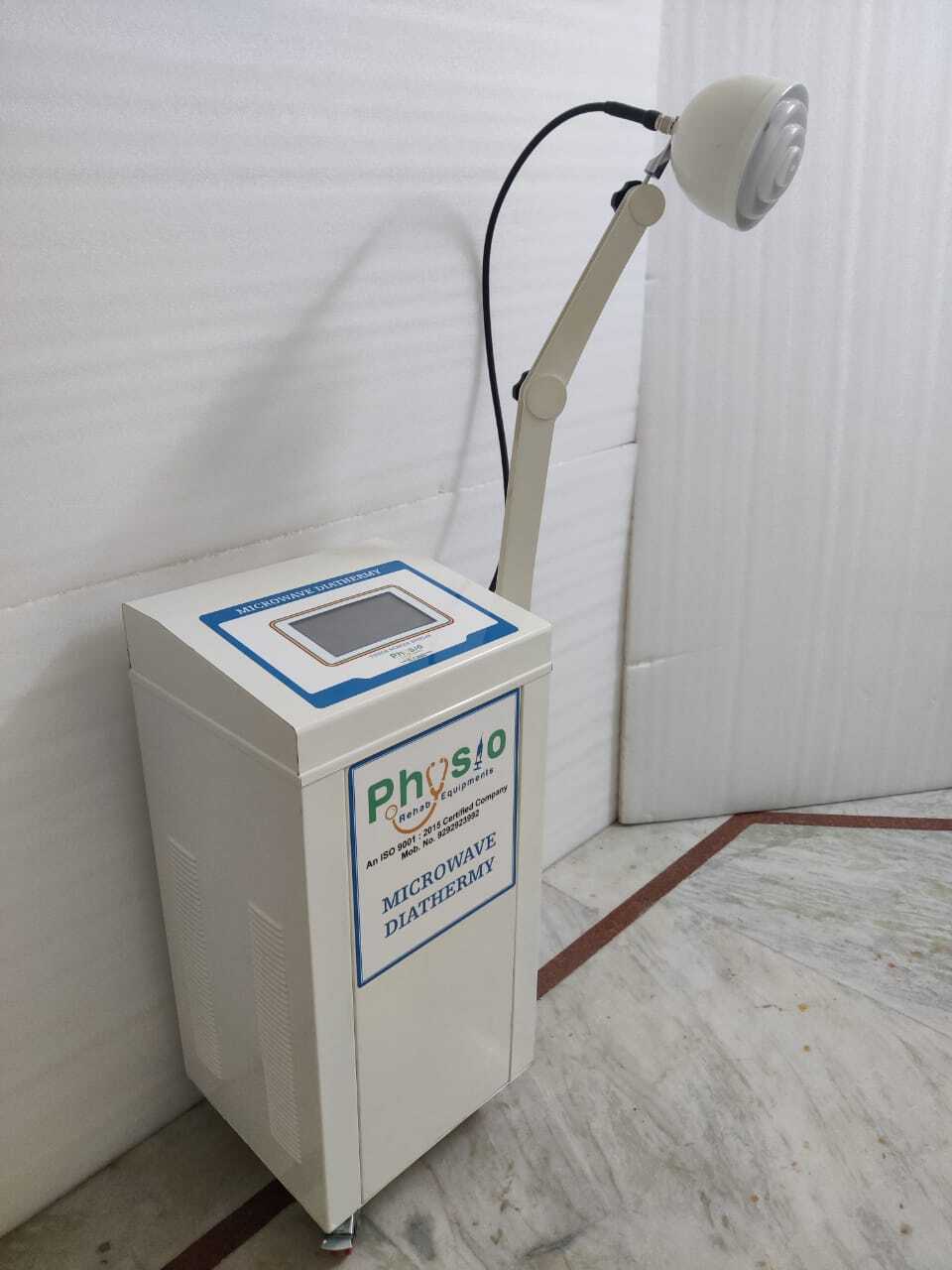 Microwave Diathermy Machine - Advanced Therapeutic Solution With Large Lcd Display , 50 Predefined Programs And Dual Protection System