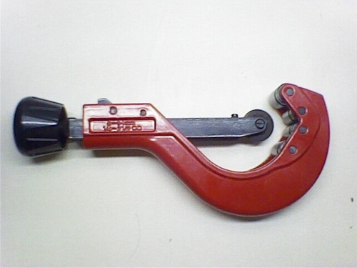 Circular Cutter - Color: Red