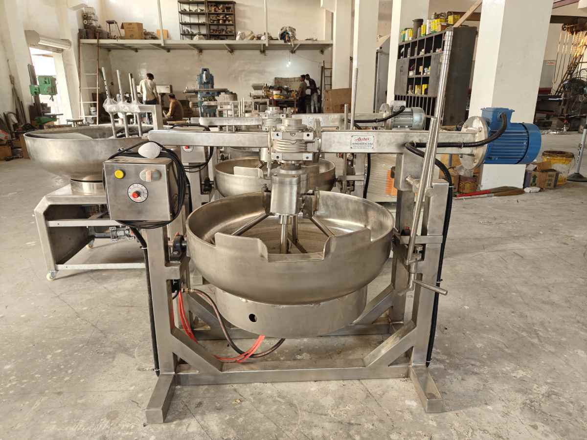 Halwa Machine - Capacity: 80 Ltr Kg/hr