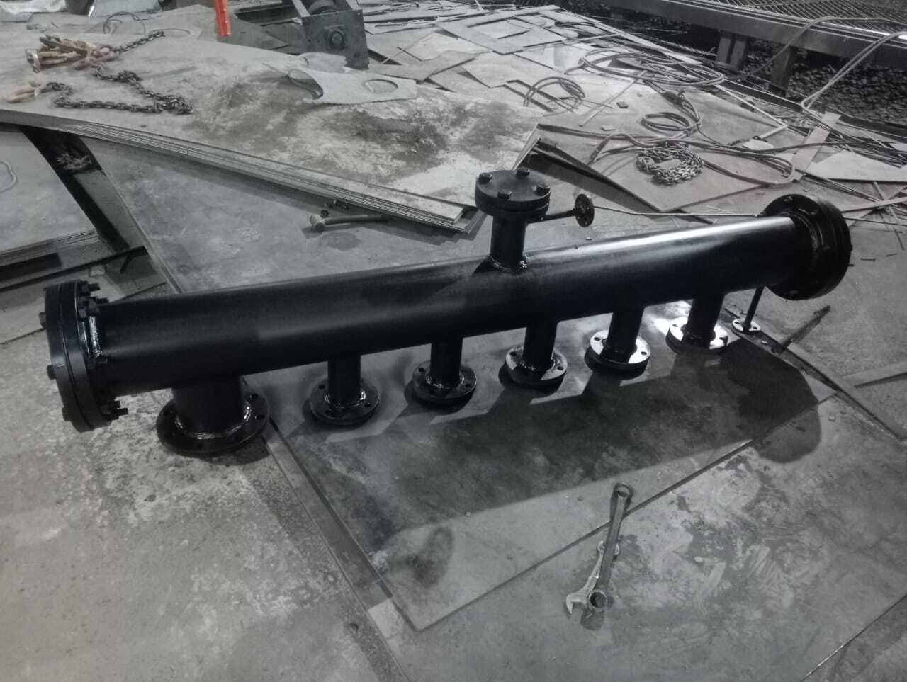 Ibr Steam Headers - Mild Steel, High Pressure, Red & Silver | Perfect For Steam Distribution In Textile, Rice, Paper, Pharma, And Laminates Industries