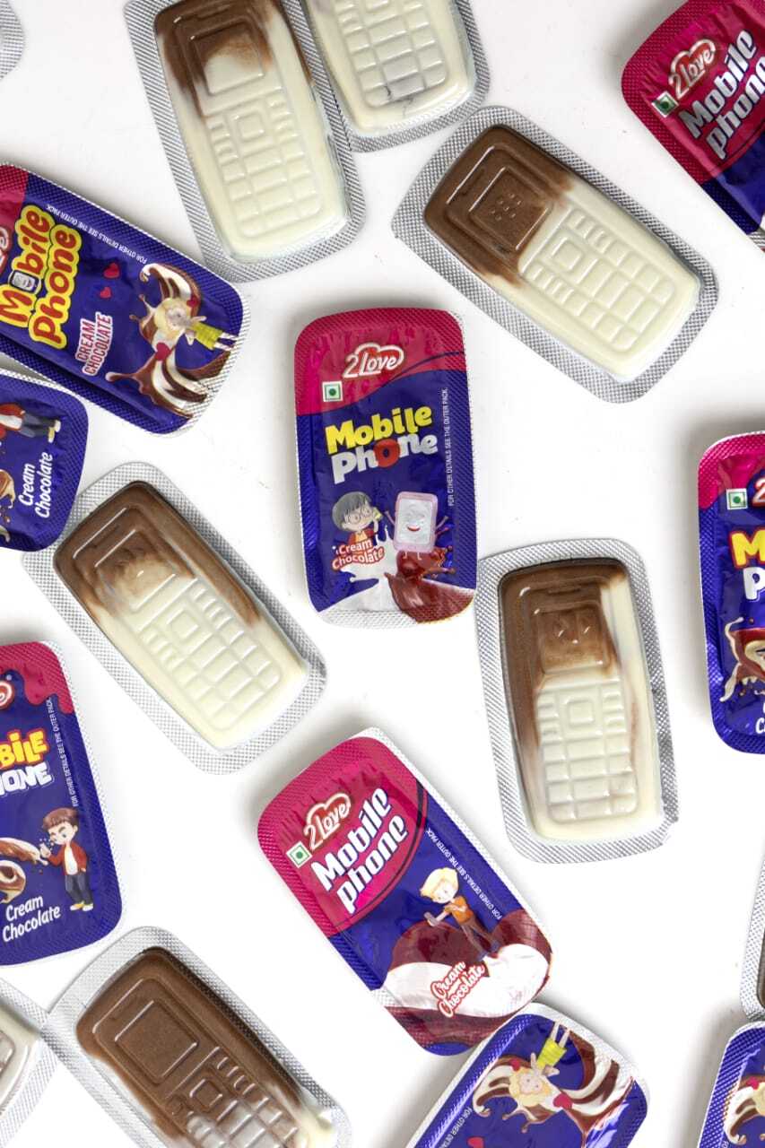 Mobile Phone Liquid Chocolate - Cream Flavor, Liquid Form, 6-month Shelf Life | Perfect For Sweets Lovers And Dessert Creations