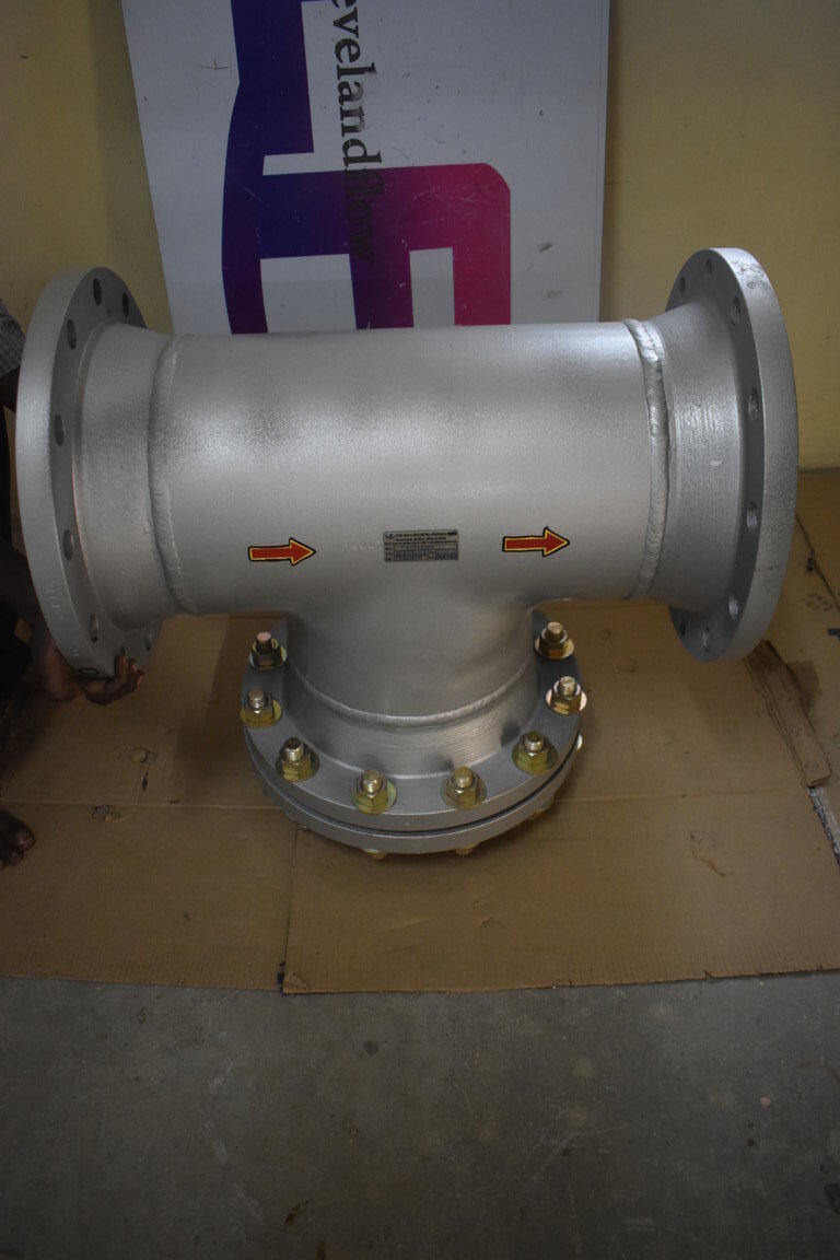 T Strainer - Cs Ss Dss Sdss Construction T-tee Type | High Tensile Steel Bolts Epoxy Coated 50nb To 1000nb Size 0 To 100 Kg/cm2 Working Pressure 18 Months Warranty