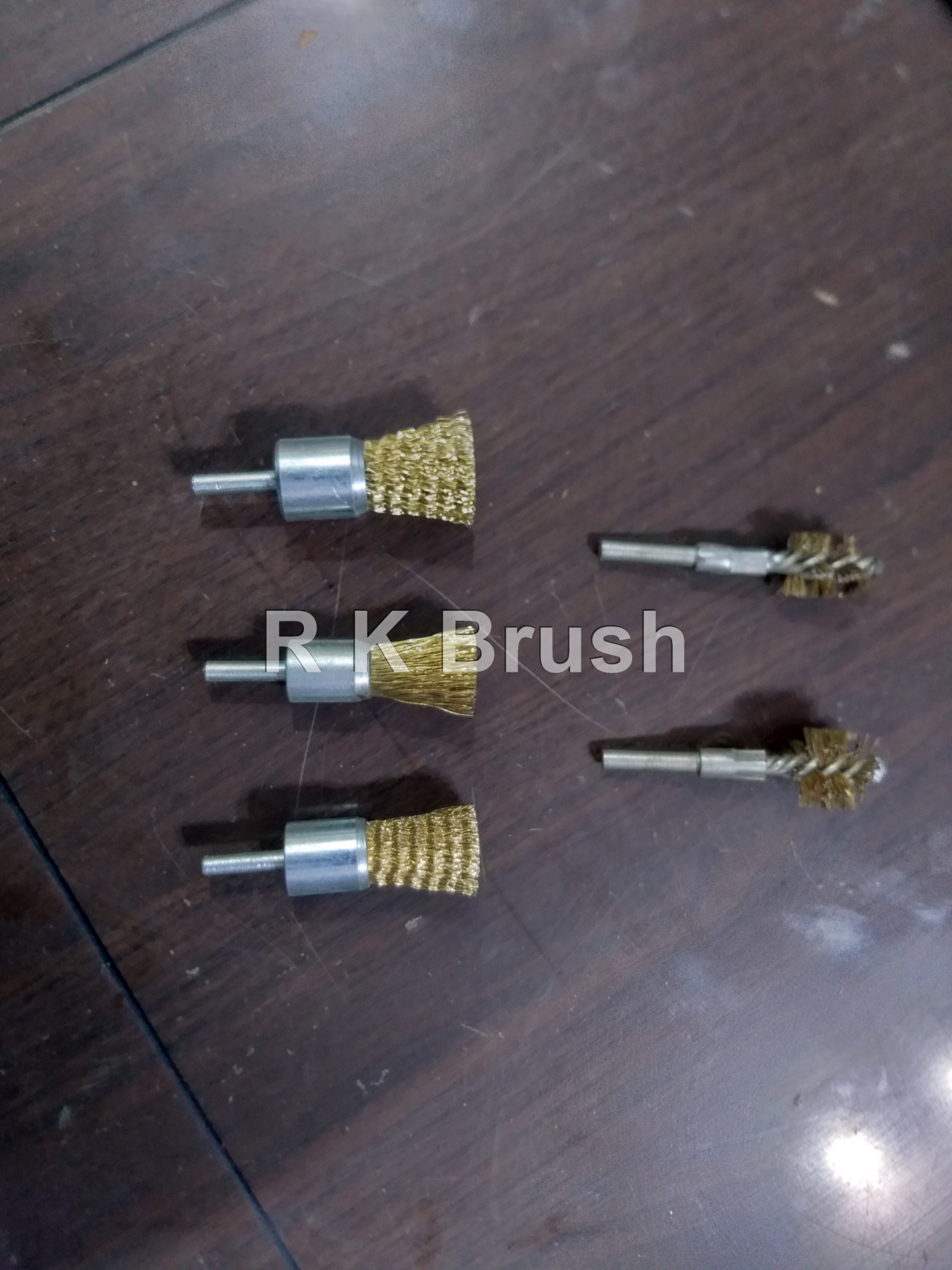 Brass Wire End Brush - 2-4 Inch Bristle Length, Rigid Design With Excellent Finish, Flexible And Lightweight Features