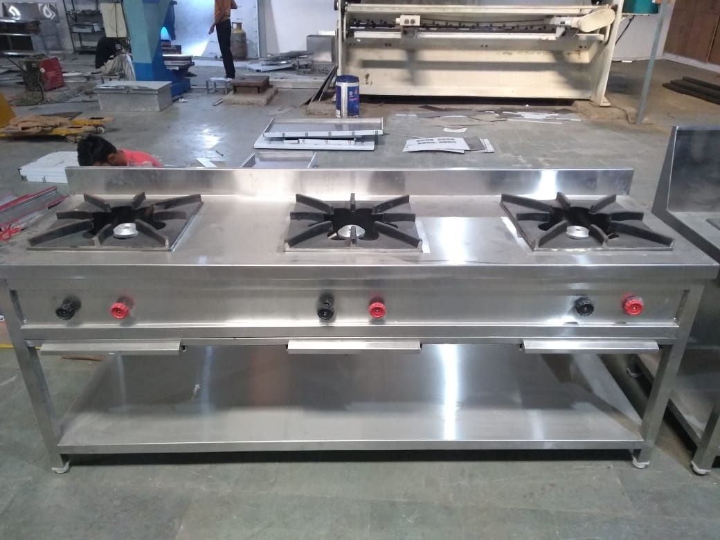 Three Burner Chinese Gas Range - Durable Stainless Steel, Efficient Cooking For Commercial Asian Cuisine
