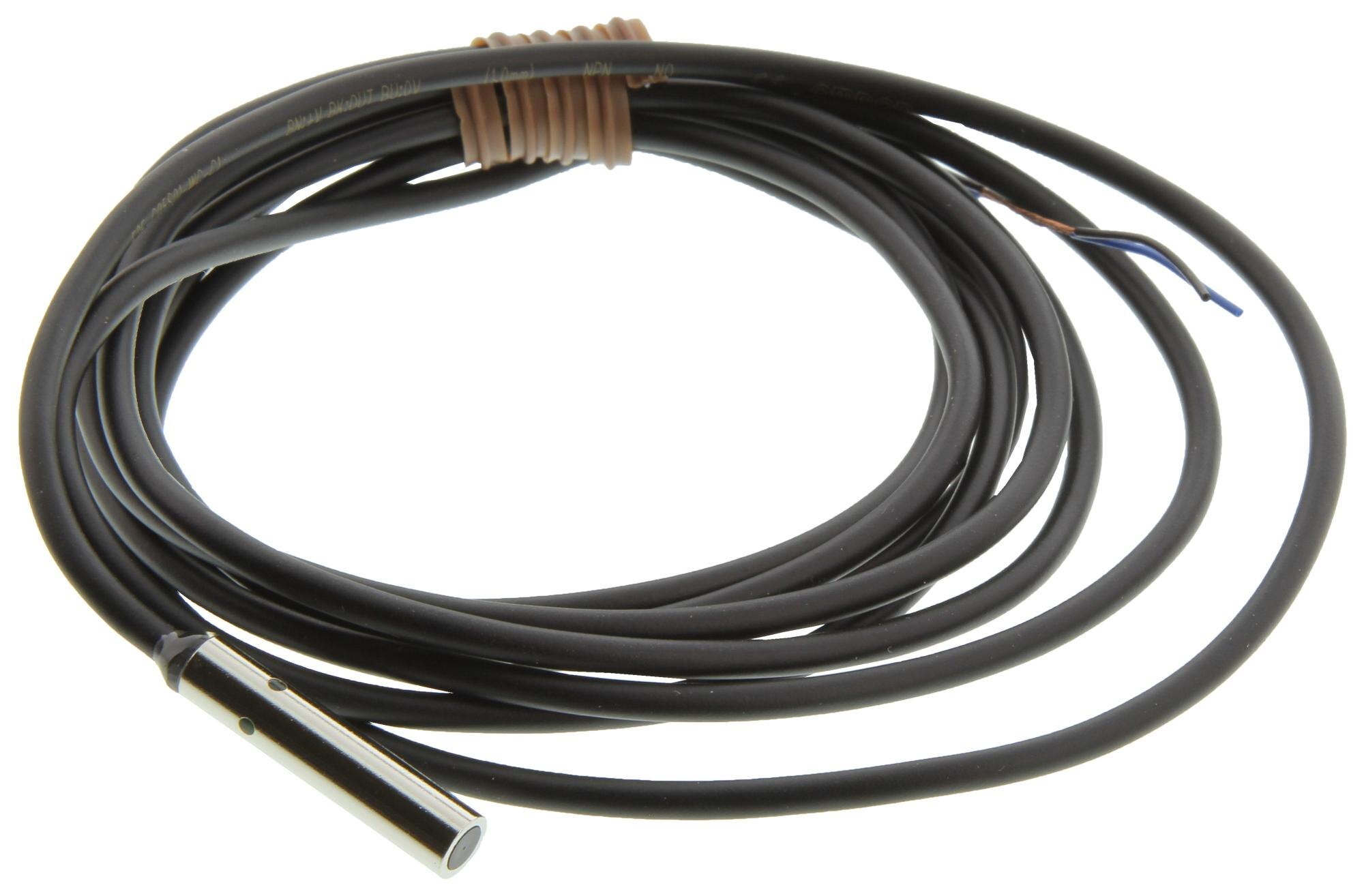 Proximity Sensor E2e-c05s01-wc-c1 2m - Material: Plastic & Steel