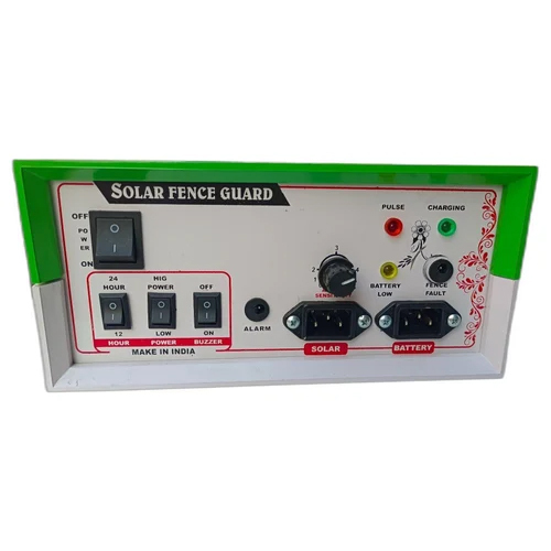 Green And White 12 Vdc Agriculture Solar Fence Guard Machine
