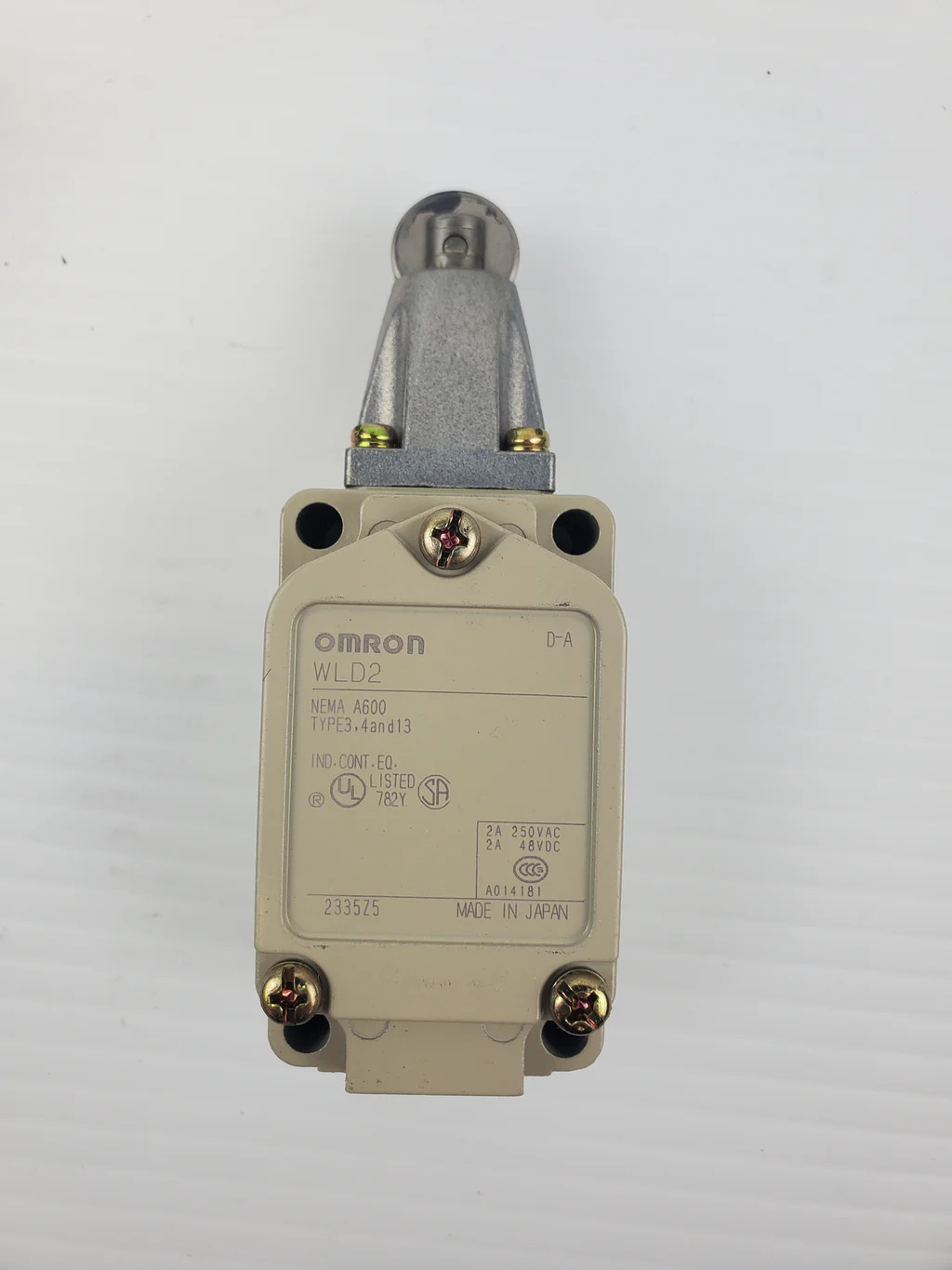 Wld2 With Parts Omron Limit Switch - Color: Silver