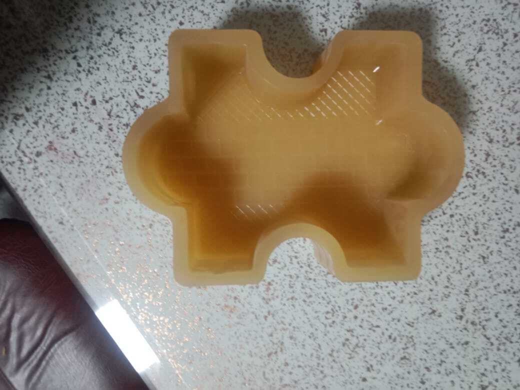 Zik-zak - Yellow Plastic Molded Component | Industrial Use, Blowing Mould Shaping Technique