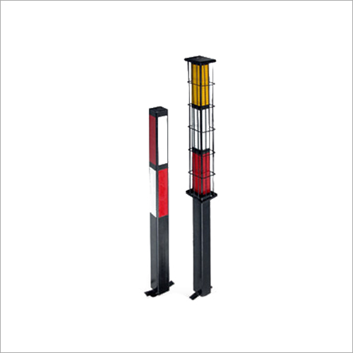 Delineators Safety Signs