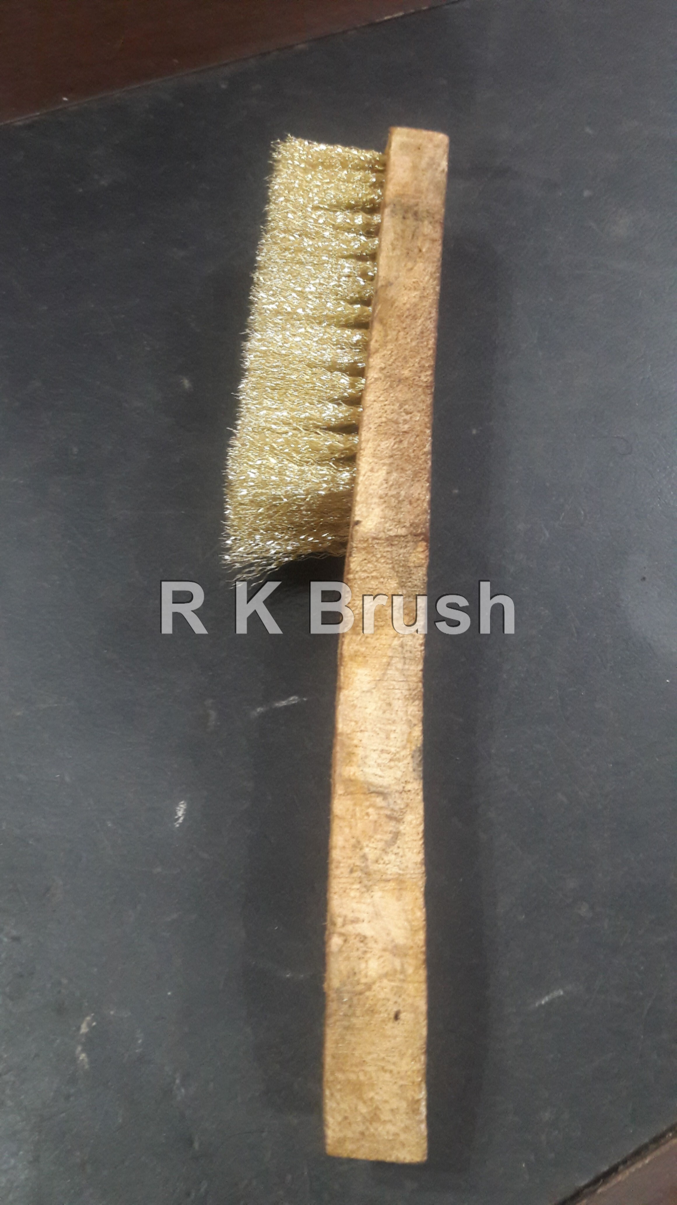Flat Handle Brush - Color: Grey