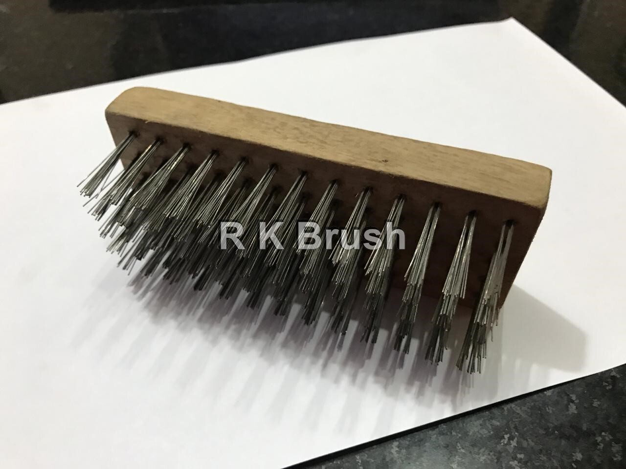 Flat Handle Brush - Color: Grey