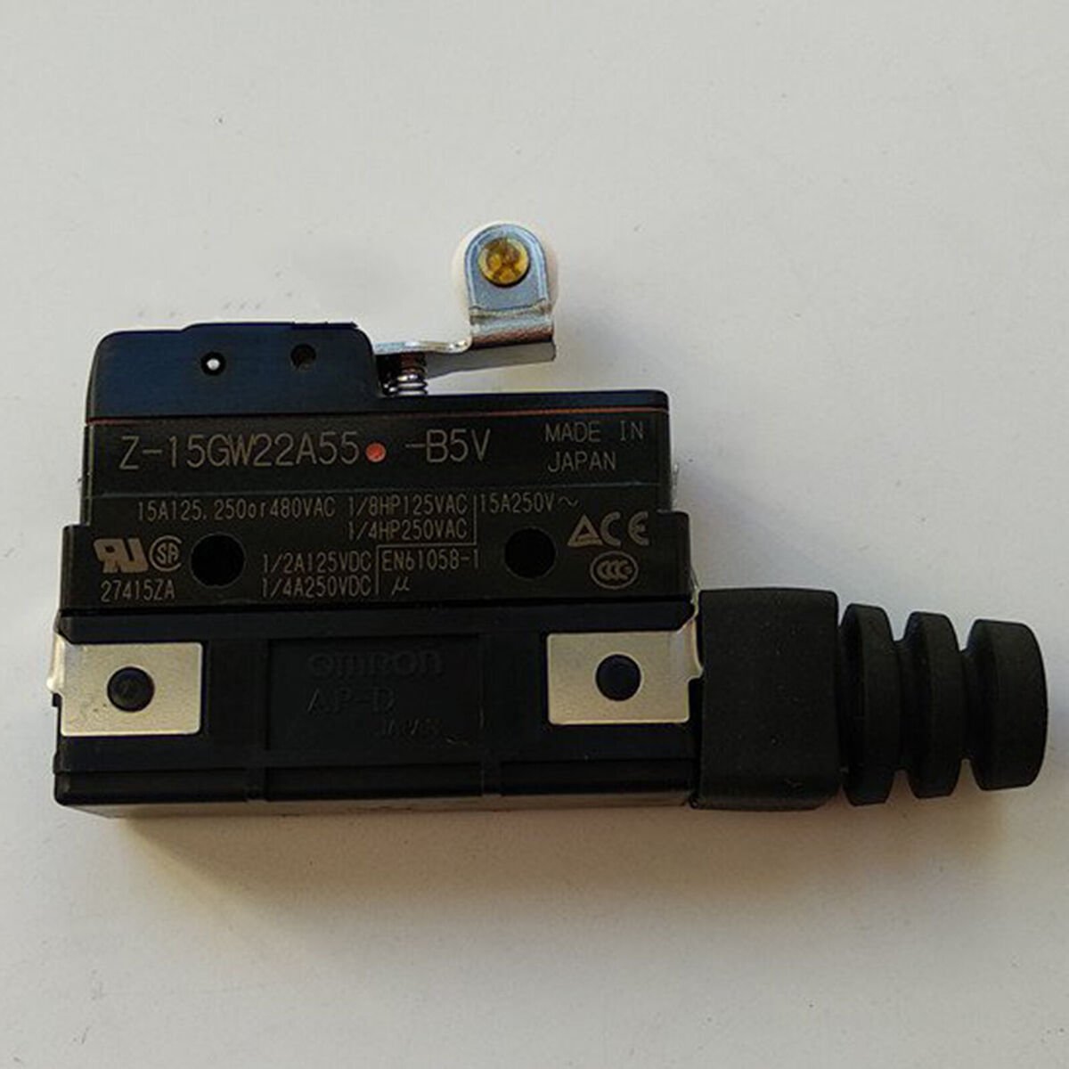 Basic Limit Switch Z-15gw22a55-b5v - Color: Black