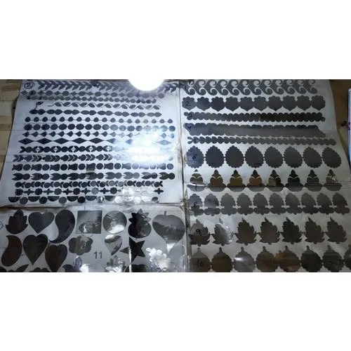 सिल्वर गोता पट्टी स्टिकर