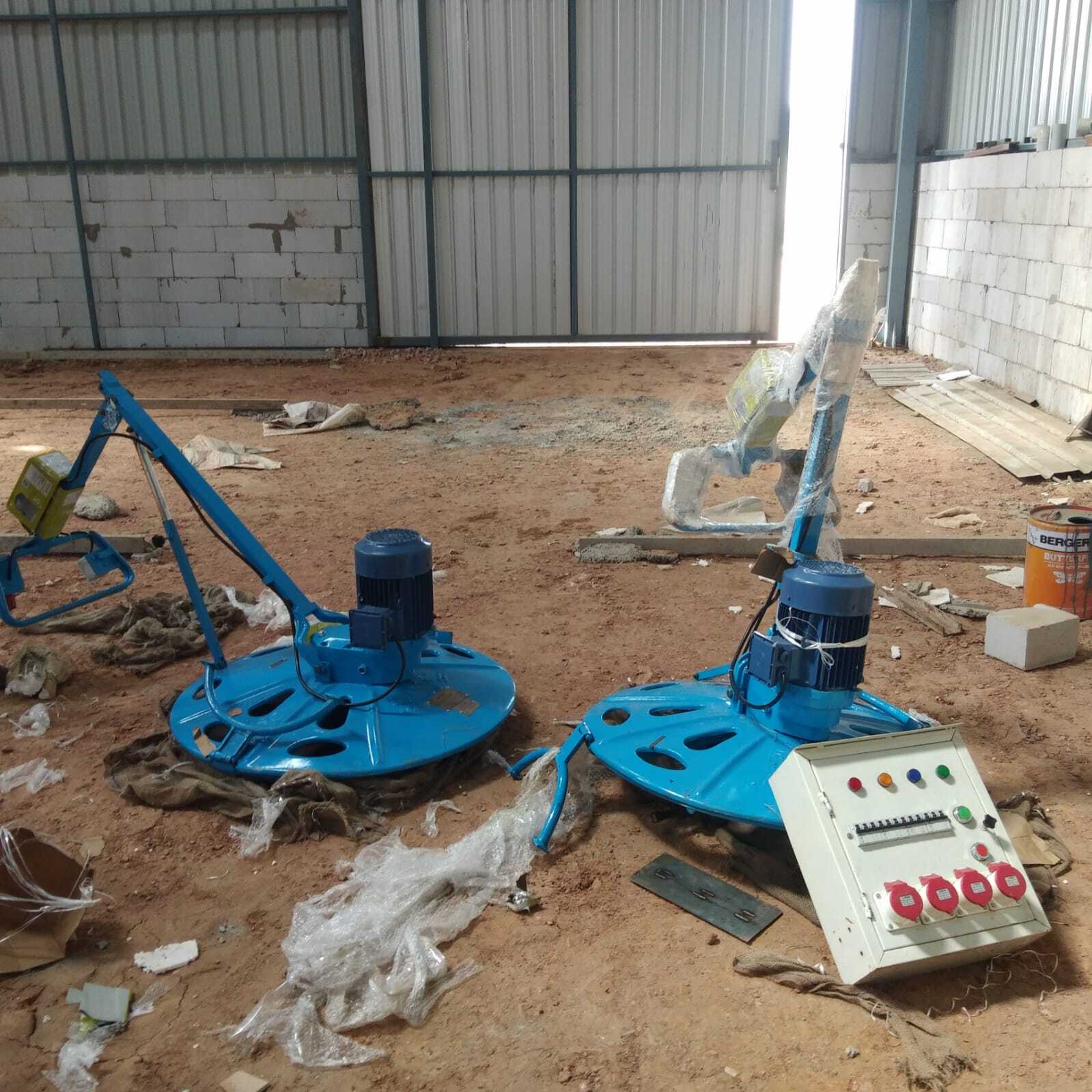 5hp Power Trowel Floater - Color: Yellow