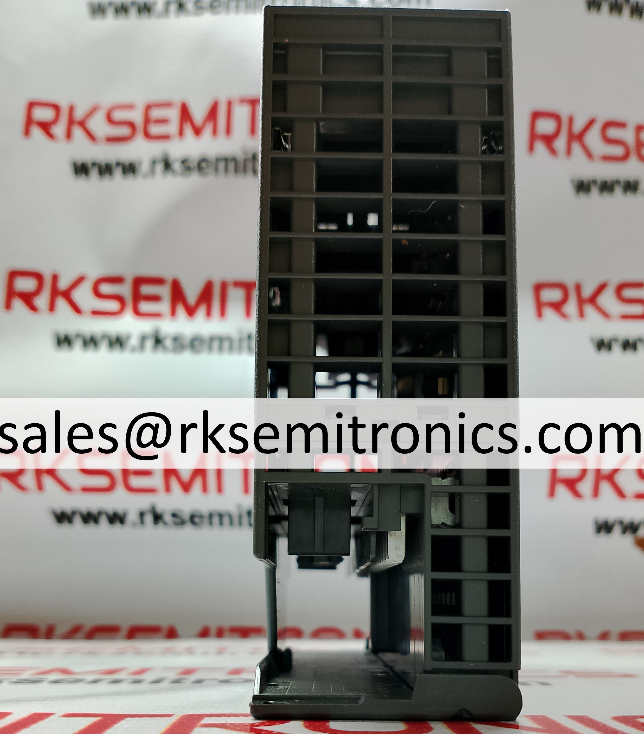 6es7321-1bh02-0aa0    Programmable Logic Controller