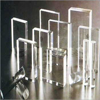 निकाली गई एक्रिलिक शीट