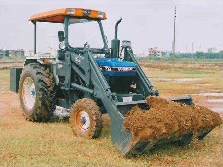 ट्रैक्टर लोडर