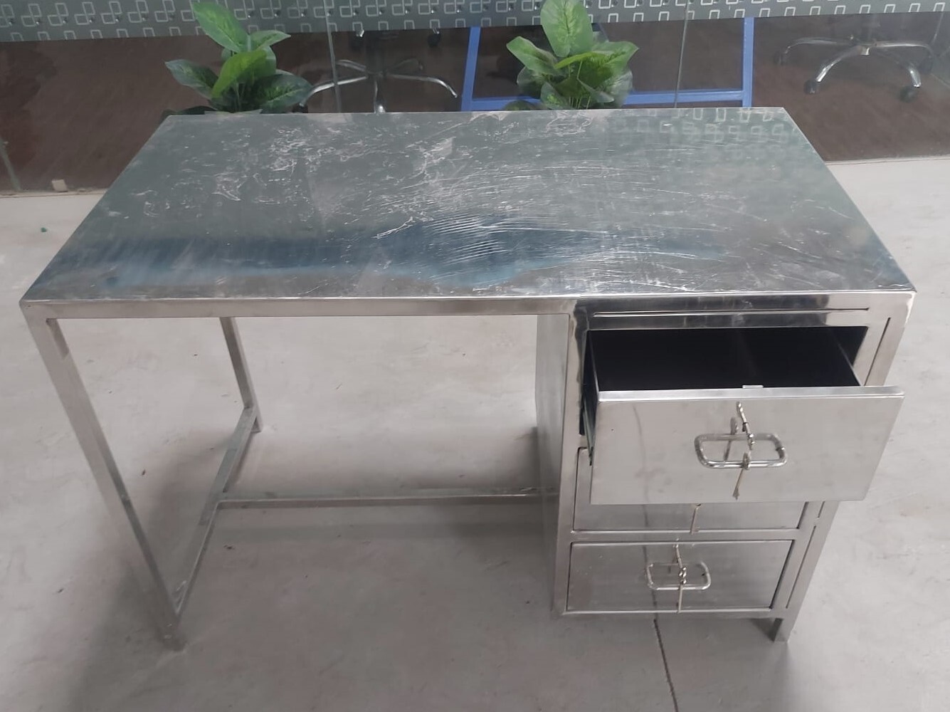 Ss Office Table
