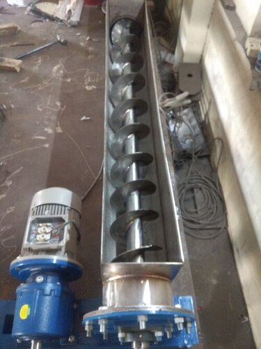 Industrial Screw Conveyor - Mild Steel, Standard Size | Roller Structure, Durable, Reliable, Warranty Included