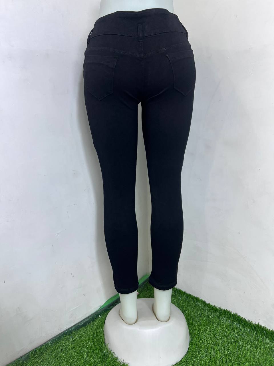 M Moddy 609 Black 3 Button Slim Fit Women Jeans - Knit Fabric, Set Of 4 Sizes (28-34) | Available In Black, Dark Blue, Blue, Light Blue