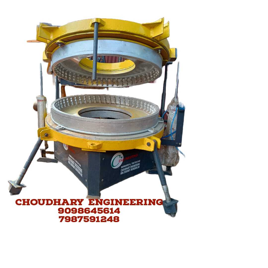 Industrial Tyre Retreading Machine - Ms Material, 4.50x12 Inch Dimensions | Automatic Functionality, Durable Multicolor Paint, 440 Volt Operation, Reliable Warranty
