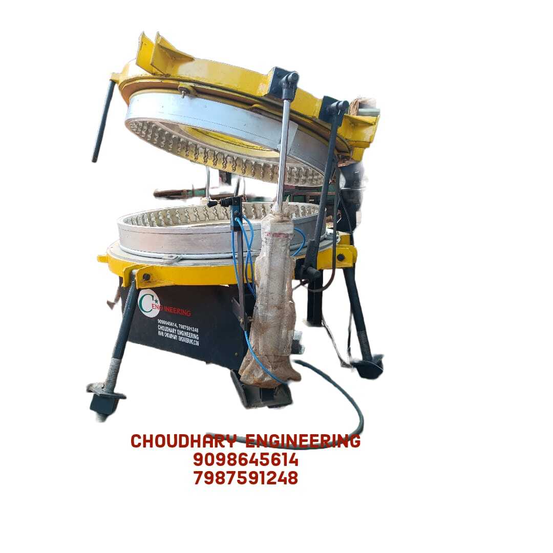 Industrial Tyre Retreading Machine - Ms Material, 4.50x12 Inch Dimensions | Automatic Functionality, Durable Multicolor Paint, 440 Volt Operation, Reliable Warranty