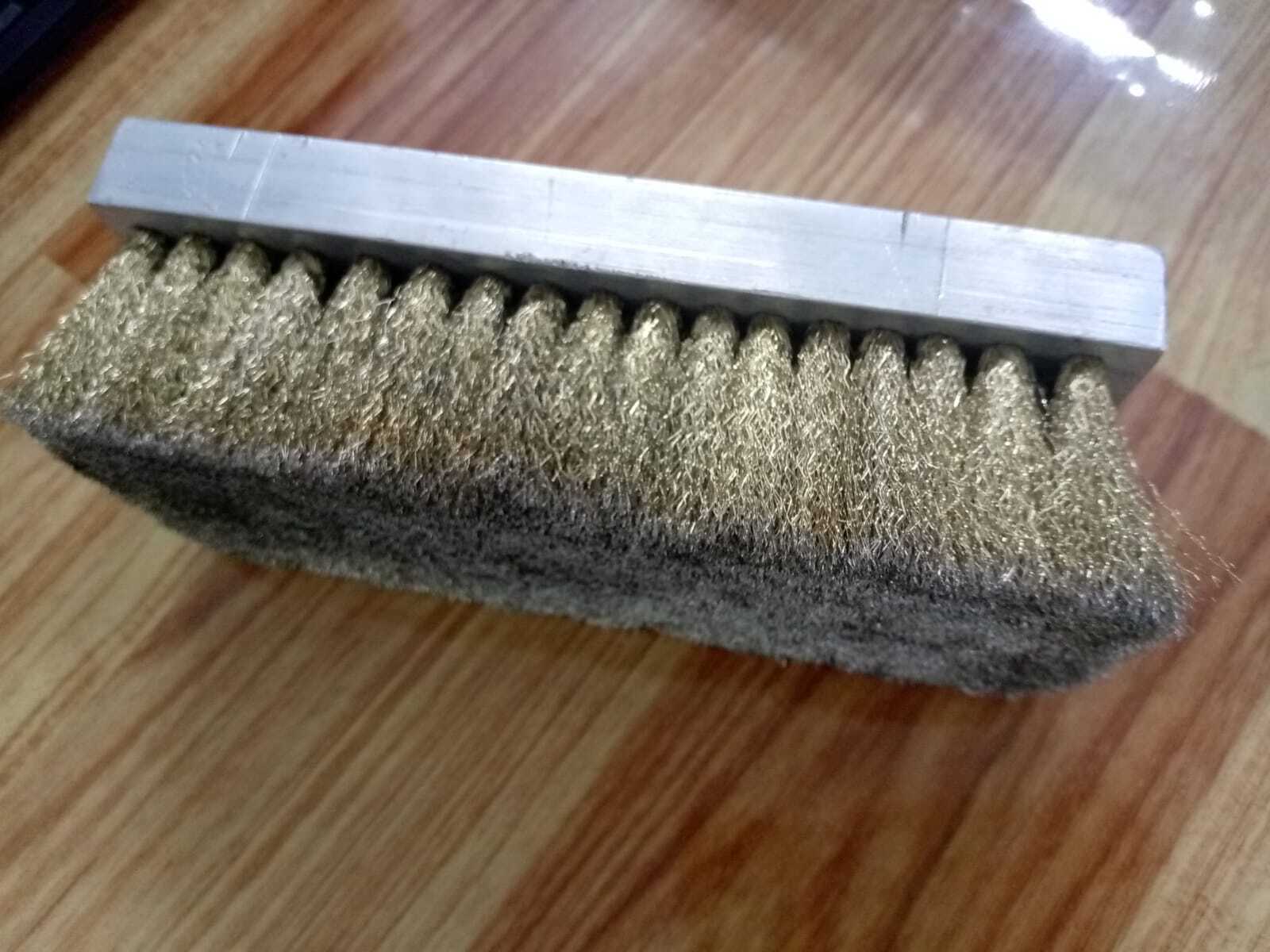 Brass Coated Aluminium Handle Brush - Durable Plastic/metal, Standard Size, Silver | Ergonomic Grip, Versatile Cleaning Applications