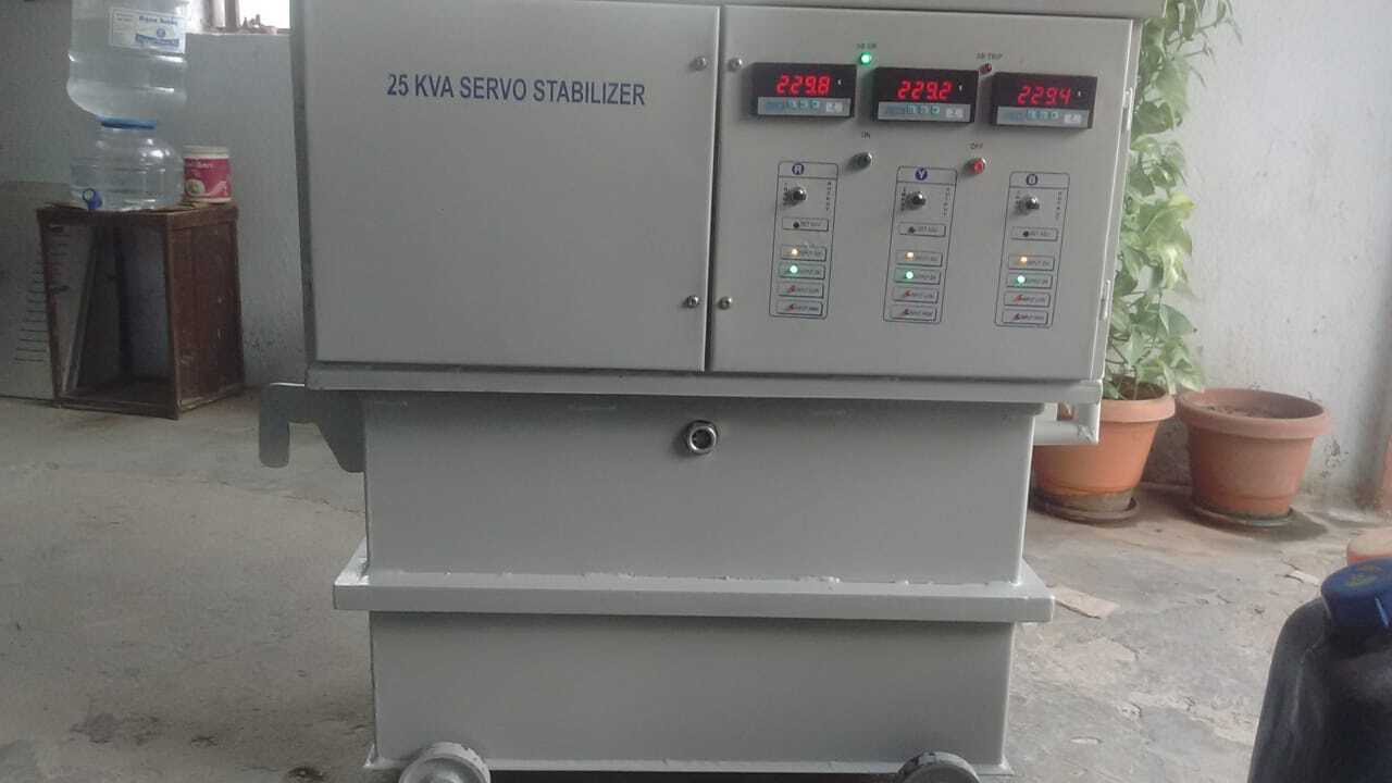 Servo Stabilizers - Accuracy: 1 %