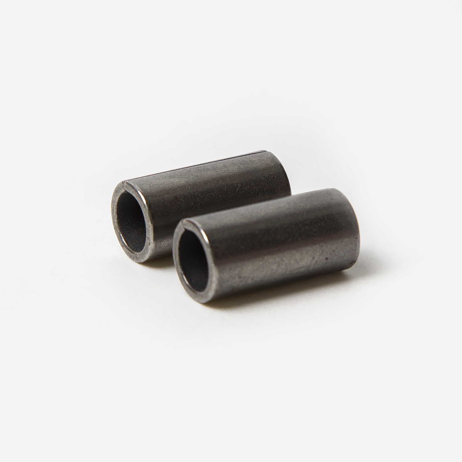 Engine Chain Bush - Alloy Steel Sae8620, Customized Dimensions With Polished Surface Treatment - Durable, High Precision
