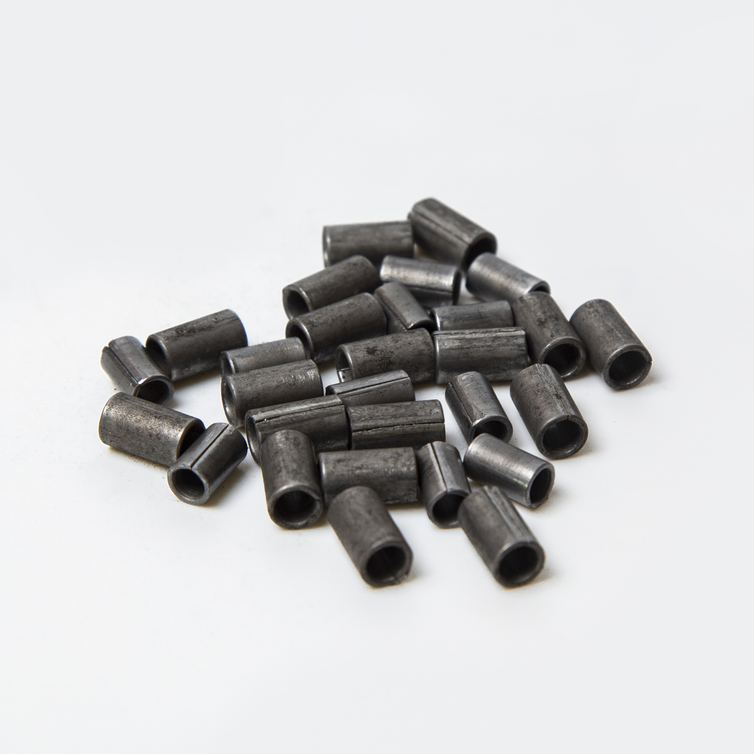 Engine Chain Bush - Alloy Steel Sae8620, Customized Dimensions With Polished Surface Treatment - Durable, High Precision