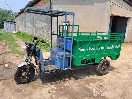 Electric Rickshaw Loader - Battery Life: 24 Months