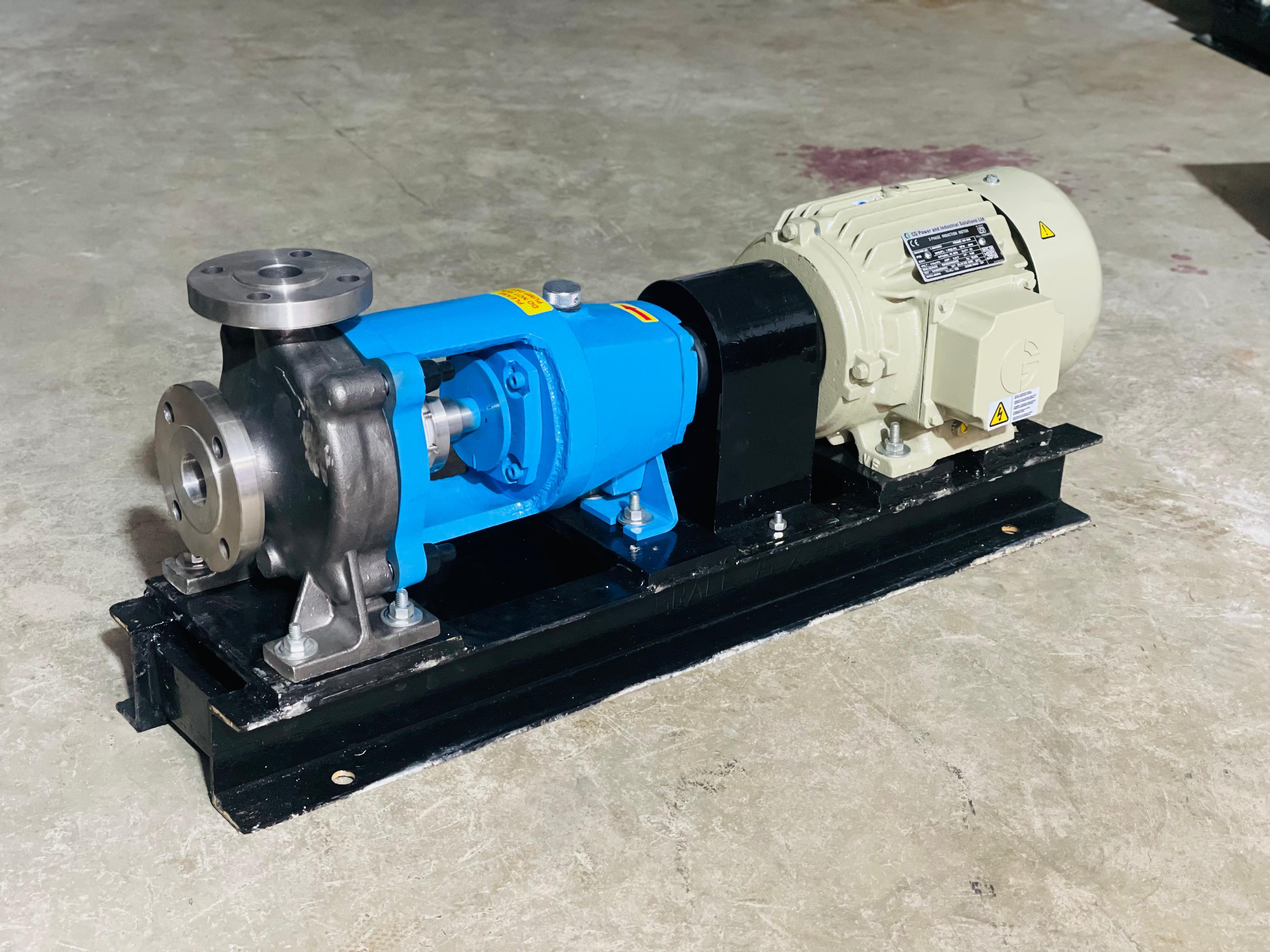 Deval Pumps - High-capacity Centrifugal Pump, 2200 Mâ³/hr, Up To 350â°c, 15 Kg/cmâ² Pressure, Ideal For Jet Dyeing & Chemical Processes