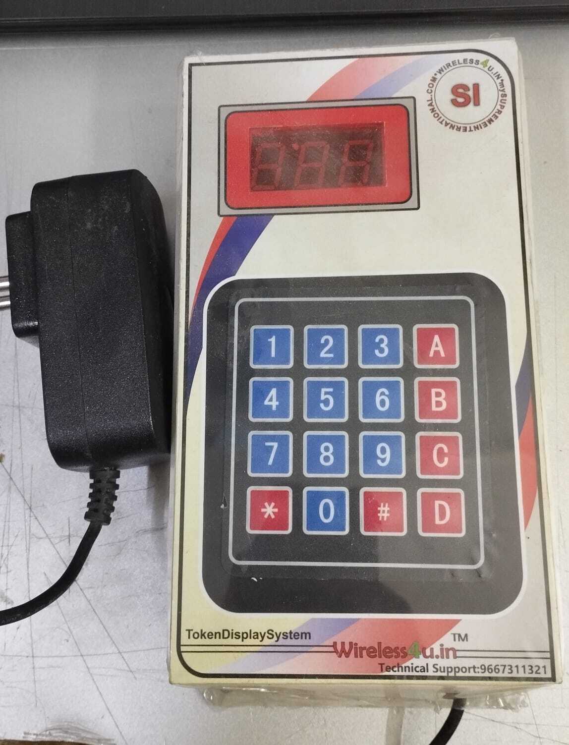 Wireless Token Number Display Three Window One Display Panel Application: Hospital