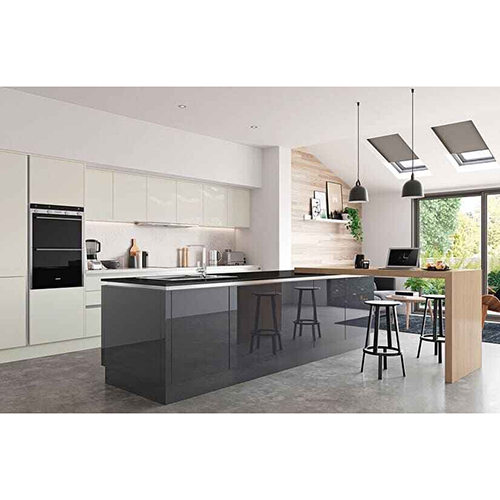 Modern German Shaped Kitchen - Feature: Easy To Clean