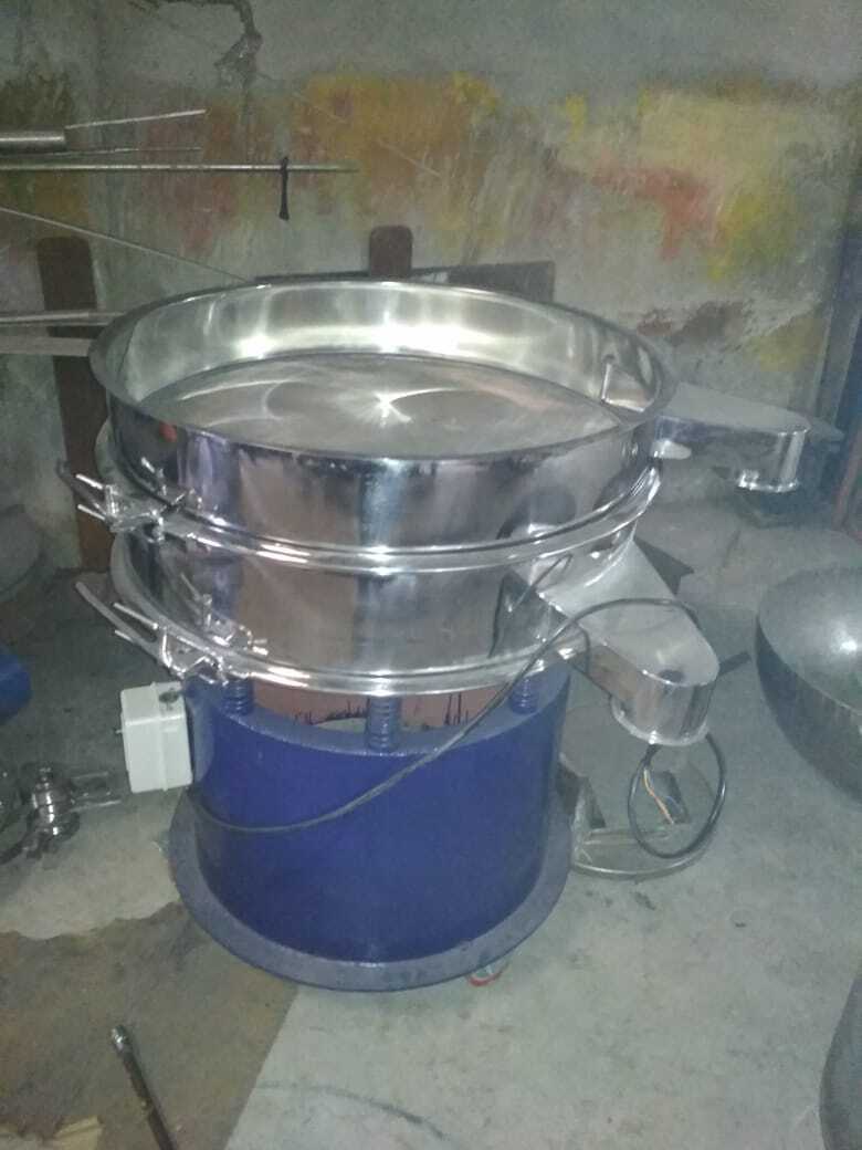 Vibro Sifter - Stainless Steel 316 Screen Dia. 752 Mm & 914 Mm Capacity 30-400 Kgs/hour Electric Motor 0.5-1 Hp 220-440v | Silver Finish Gyratory Motor Design